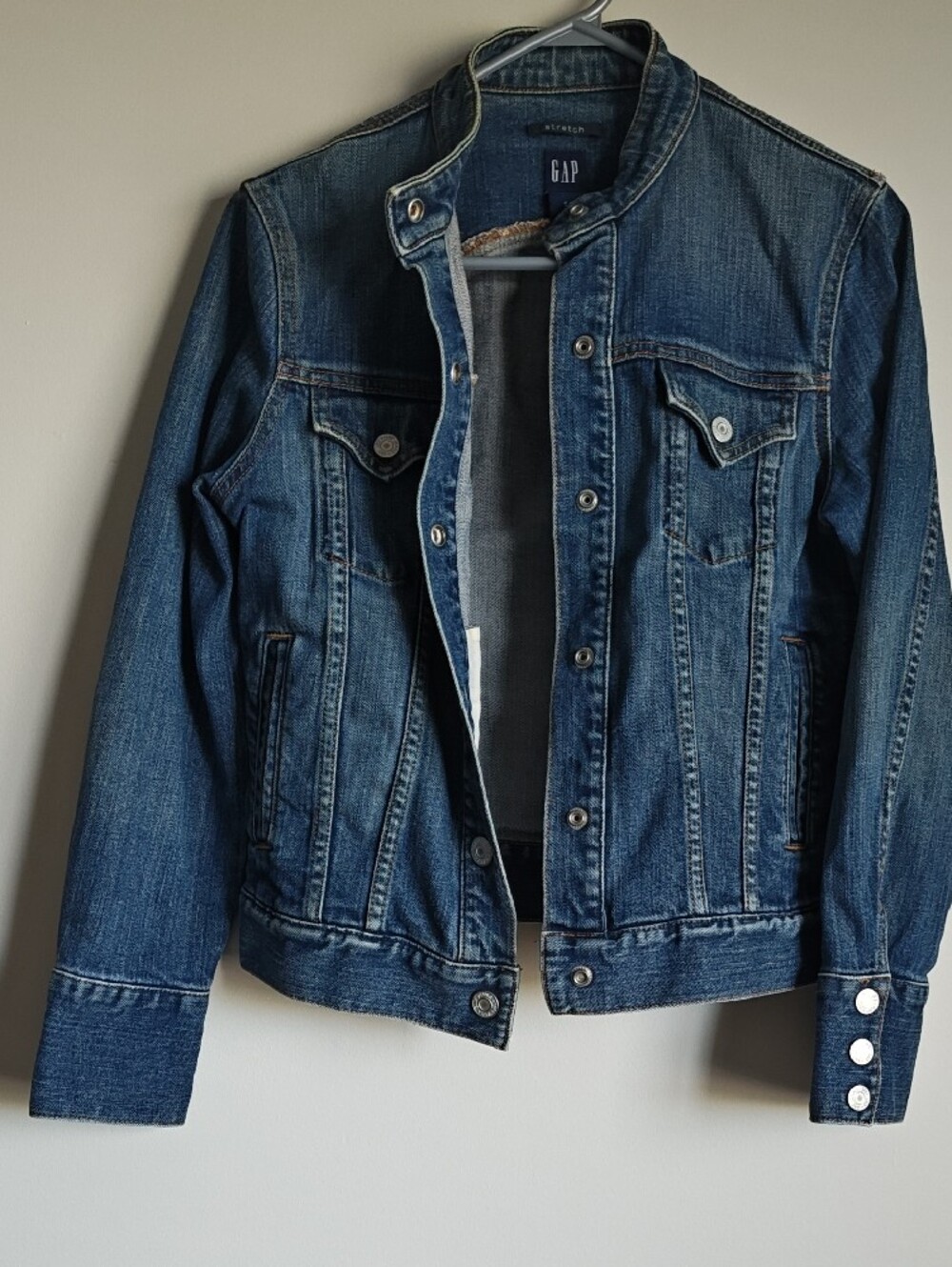 GAP Women's Medium Blue Denim Jacket with Stand Collar Like New ❤️ - Picture 5 of 10